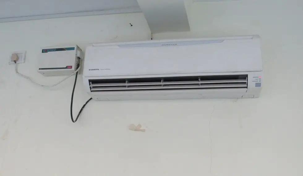 Does Inverter AC Need Stabilizer